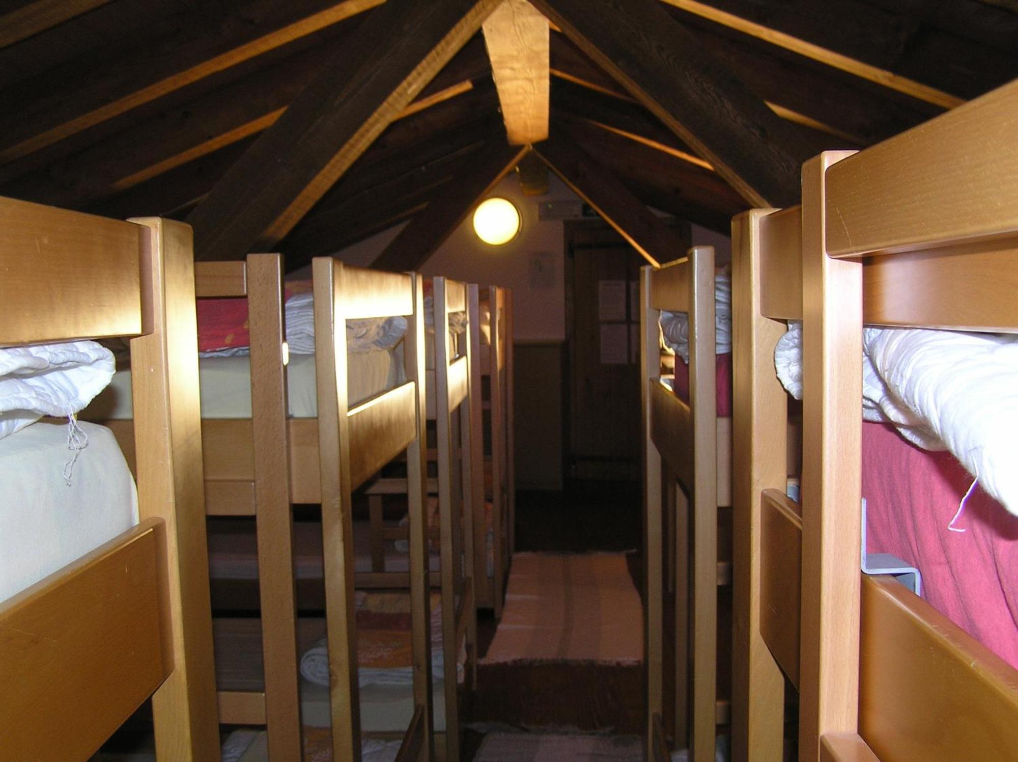 Pliskovica Youth Hostel Exteriör bild