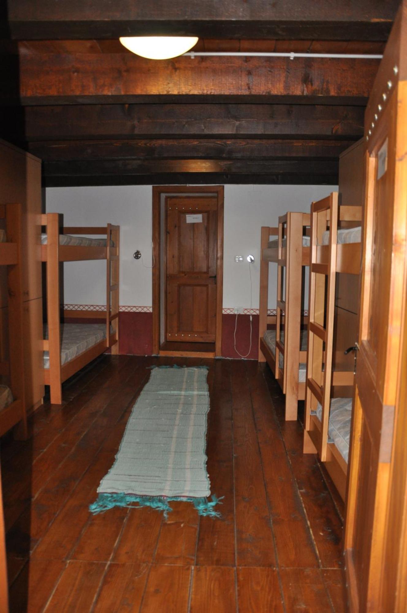 Pliskovica Youth Hostel Exteriör bild