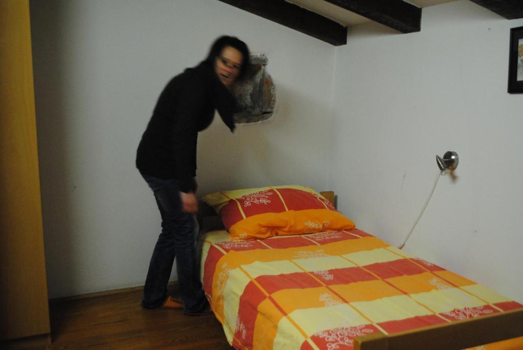Pliskovica Youth Hostel Rum bild